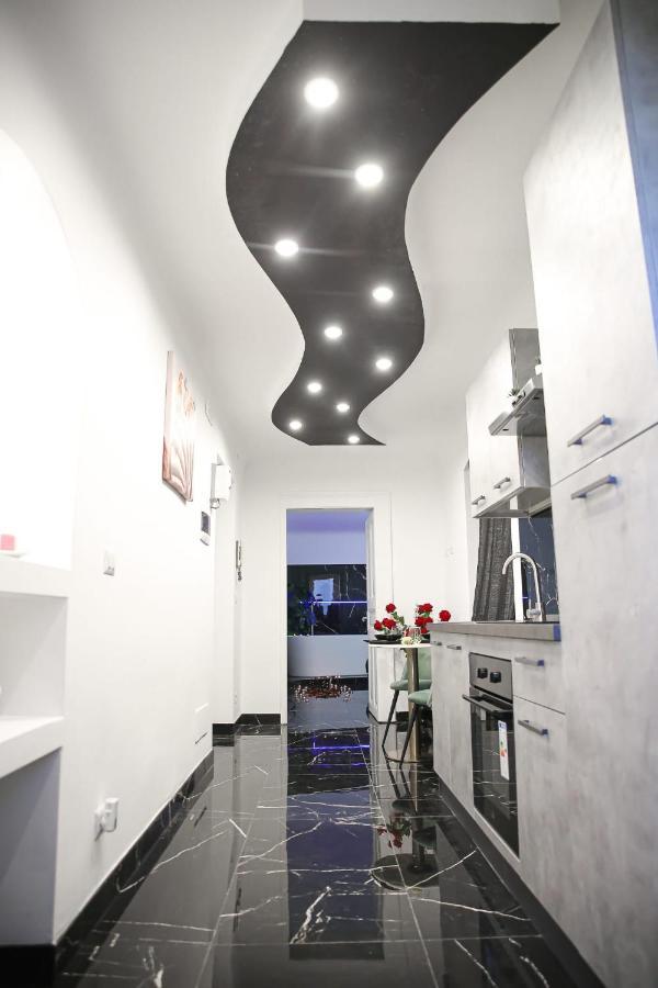 The Marble House Apartment Bari Exterior foto